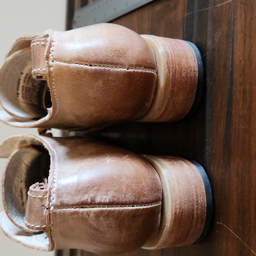 Freebird Womens Mabel Leather Shoes - Picture 2 of 11